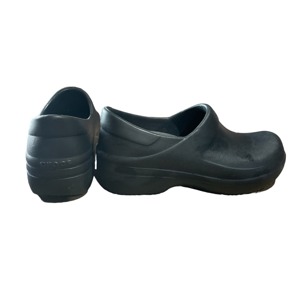 CROC Non-slip Clog in Black